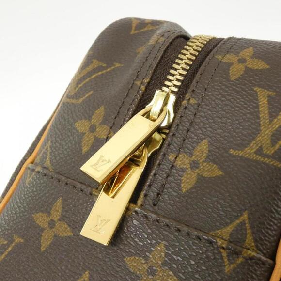 LOUIS VUITTON Brown Monogram Shoulder Bag - Picture 5 of 8